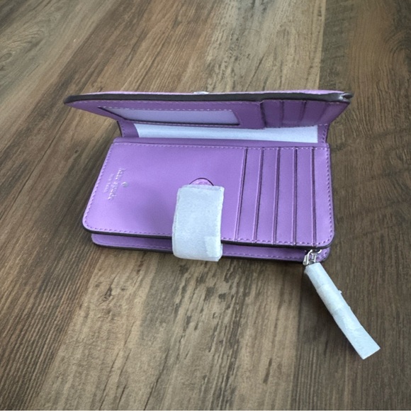 Kate Spade Bifold Pebbled Leather Wallet - Picture 4 of 4